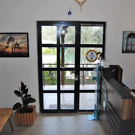 Beyaz Guere 호텔 에드레미트